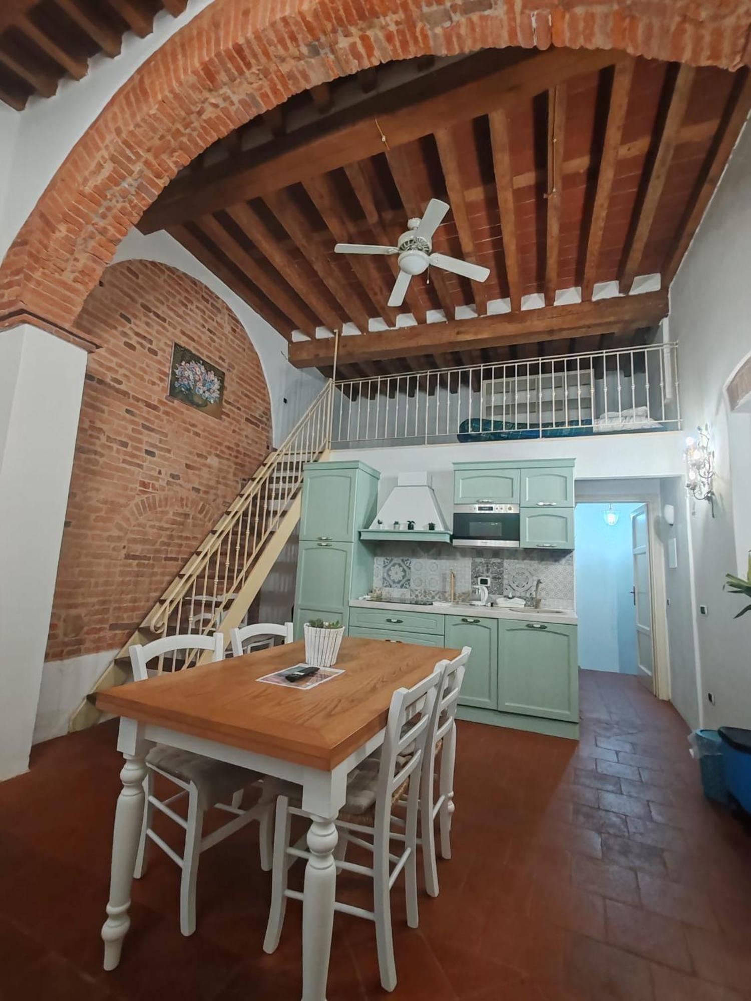 Apartment Corte Aranci E Corte Pini Deluxe In Historic Center Of *