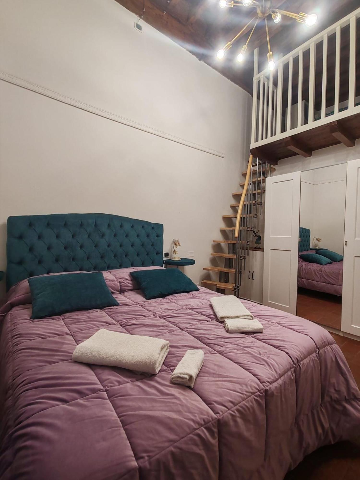 Corte Aranci E Corte Pini Deluxe In Historic Center Of Apartment *