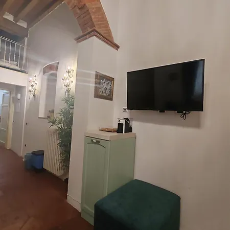 Corte Aranci E Corte Pini Deluxe Apartments In Historic Center Of Lucca Exterior photo