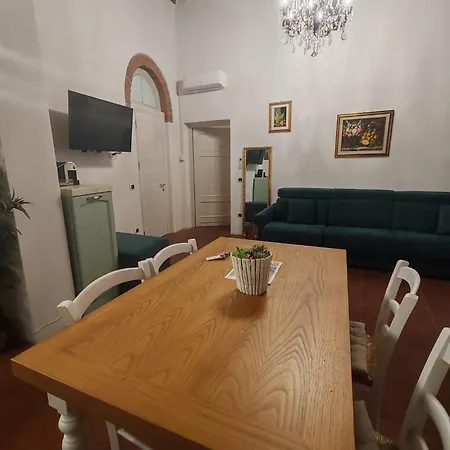 Corte Aranci E Corte Pini Deluxe Apartments In Historic Center Of Lucca Exterior photo