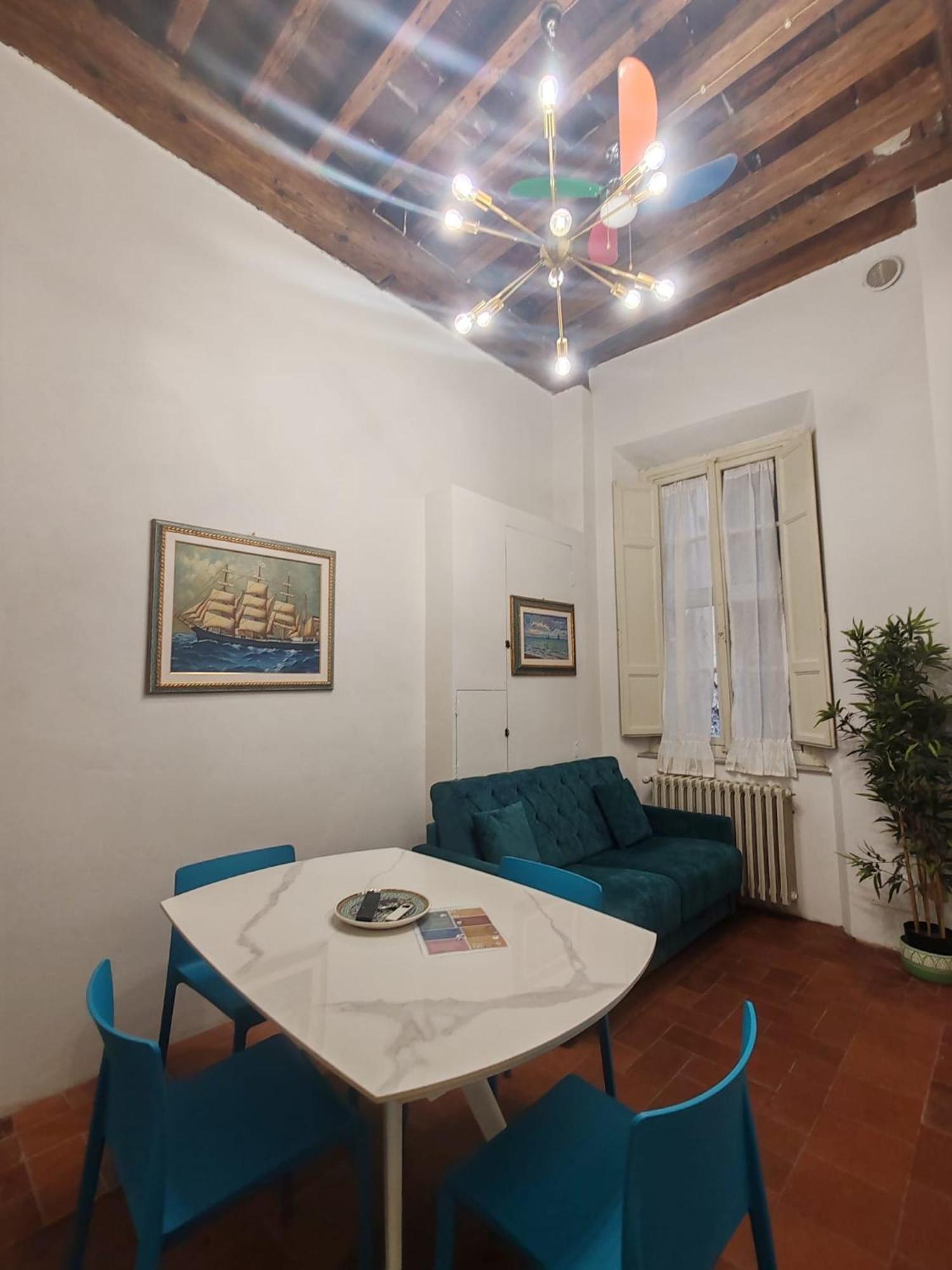 Corte Aranci E Corte Pini Deluxe In Historic Center Of Apartamento